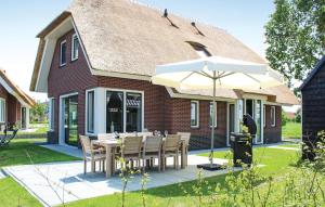 Lovely Home In Idskenhuizen - With Sauna
