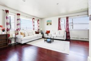 Spacious 7BD Lake View mins to Beach & Boardwalk