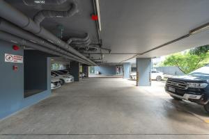 C209 Surin Beachside Sun Escape & Infinity Pool