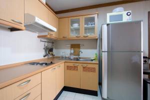 1br with Pool Gym near BTS Phrom Phong