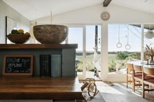 Island Weekend Home With Pastels And View
