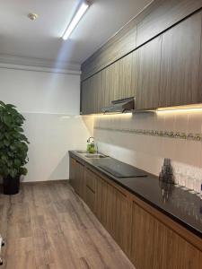 Heart of D1 Iconic View Stylish 4BR 15th Floor