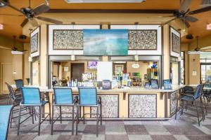 Resort Style Condo 4 miles from Disney