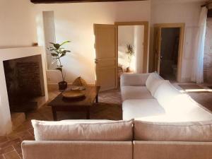 Gite In The Heart Of Historic Residence