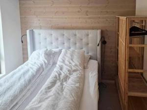 Near-Sea Boat House With Panoramic Views