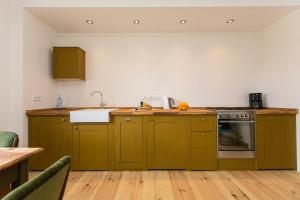 Vacation Apartment With Garden Terrace And Sauna