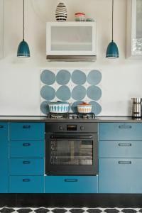 Sea View, Sunrise And 200 Meters To The Water