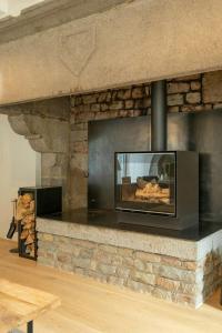 Renoviertes Natursteinhaus In Der Normandie