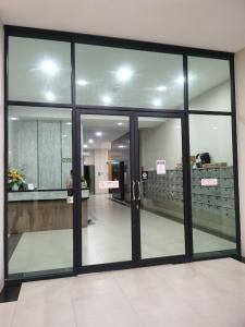 Eyvone Homestay Princeton Suites Kuching Airport
