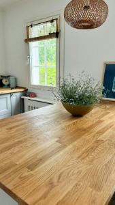 Bright Summer House Near Hyllingebjerg Beach