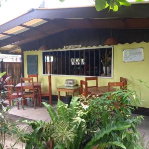 Villa Evergreen Restaurant and Rooms