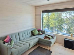 Architect-Designed Cabin At Hallandsfjellet