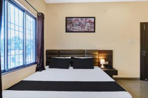 [Day Stay - 8 AM to 8 PM] Collection O Guwahati ACA Stadium