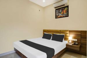 [Day Stay - 8 AM to 8 PM] Collection O Guwahati ACA Stadium