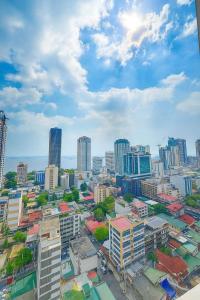 Close by the airports and tourist attractions