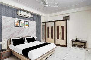 Collection O Radhaswami Nagar