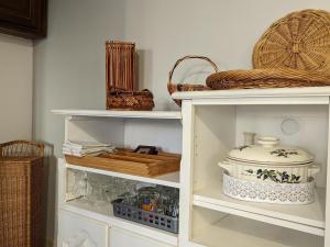 Gîtes chaleureux près de Luxeuil, jardin commun - FR-1-583-472