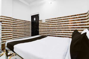 Collection O Kolkata Metropolis Mall