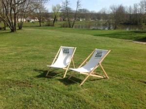 Maisons de vacances Maison spacieuse avec jardin et vue riviere - FR-1-583-458 : photos des chambres
