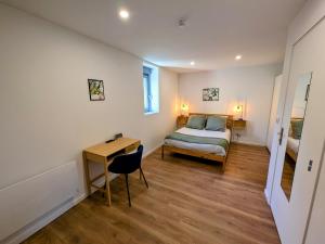 Maisons de vacances Gite spacieux et moderne en vallee de l’Ognon - FR-1-583-484 : photos des chambres