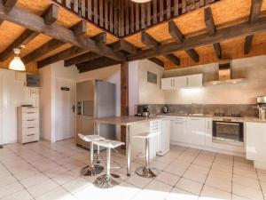 Maisons de vacances Charmante maison bois avec piscine et animaux admis - FR-1-583-475 : photos des chambres