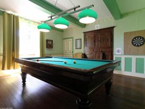 Maisons de vacances Gite familial 6 pers avec billard et salle de jeux - FR-1-583-488 : photos des chambres