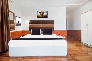 Collection O Srinagar Jhelum Riverside