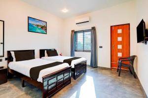 Collection O Devangothi Railway station Banglore