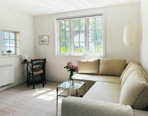 Fishermans House With Sea View In Humlebæk