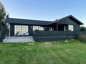 Summerhouse With Sea View In South Funen