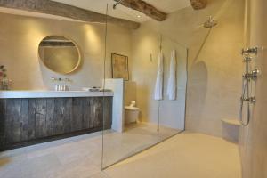 Maisons de vacances Character House In The Heart Of Gordes : photos des chambres