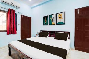 Collection O Lucknow Samudayik Community Center