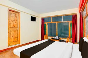 Collection O Mall Road Near Gurudwara Manali