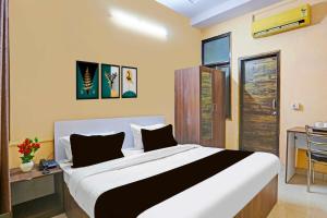 Collection O Shalimar Bagh Max Hospital