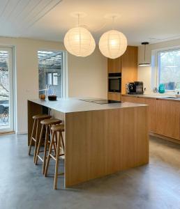 Summer House Charm Near The Beach And Rågeleje