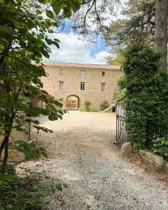 Maisons de vacances Wine Estate With Pool Near Lamalou : photos des chambres