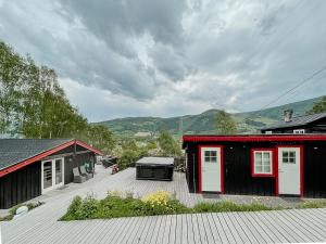 Traditional Charm And Modern Style In Vågå