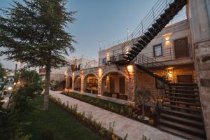 Sv Valinor Stone House