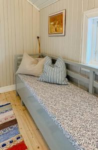 Historic Cottage Near Wiredaholm