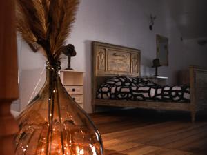 Maisons de vacances Gite avec espace bien-etre, sauna et hammam a Moffans-et-Vacheresse - FR-1-583-447 : photos des chambres