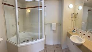 Kings Row Apartments