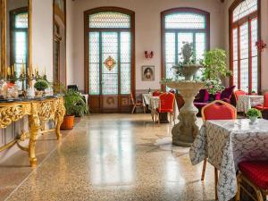 Maisons d'hotes chateau Laprade Narbonne : Chambre Double