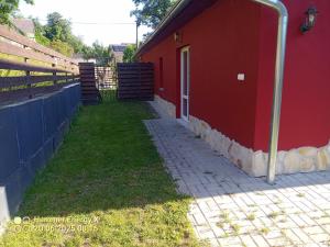 Na červené louce relax Líbá 6