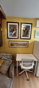 Shakespeares Writing Den On Riverside