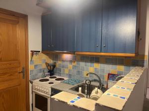 Pefkoxori Maisonette 250m from the sea with garden and parking