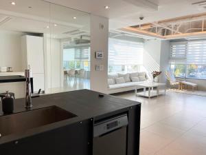 Large Apt Urban View Gwang Hwa Mun City Hall