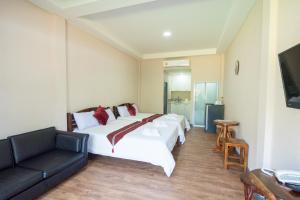 Baansuan Aokhai Beach Resort