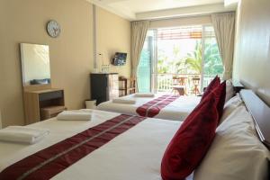 Baansuan Aokhai Beach Resort