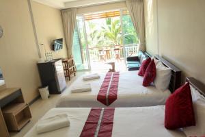 Baansuan Aokhai Beach Resort