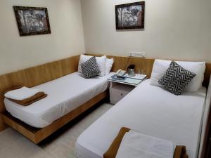 Empire Hotel